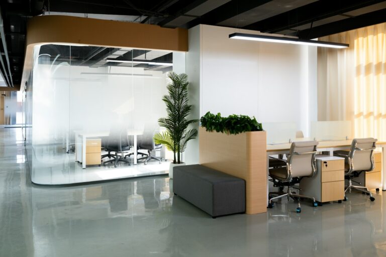 Büro mit Glaswänden – Druck Office Schweiz